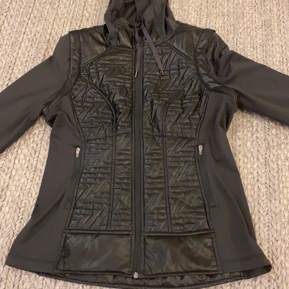 Athletic jacket - Picture 2 of 4